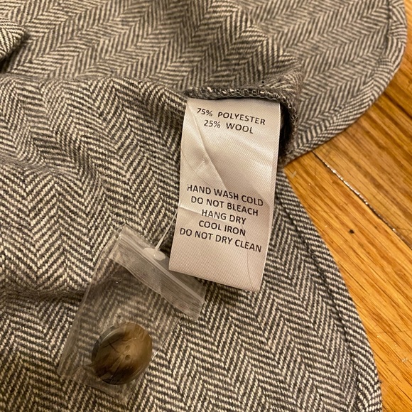 Women’s Grey Wool & Polyester Jacket - Picture 5 of 6